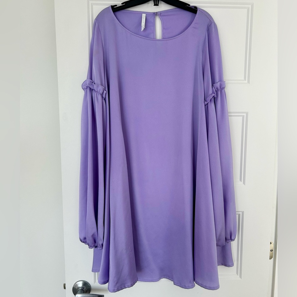 Gorgeous Oversized Lilac Dress 💜